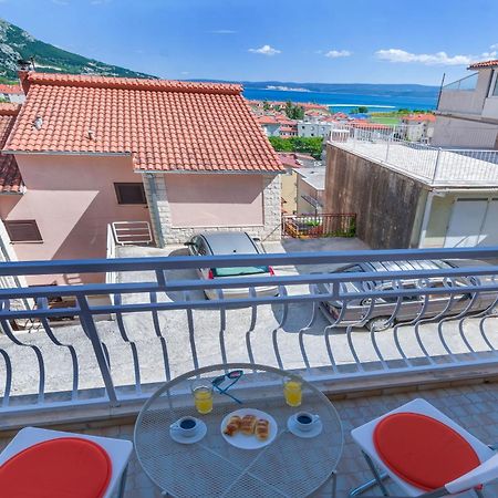 Apartment Adrian Omiš Eksteriør billede