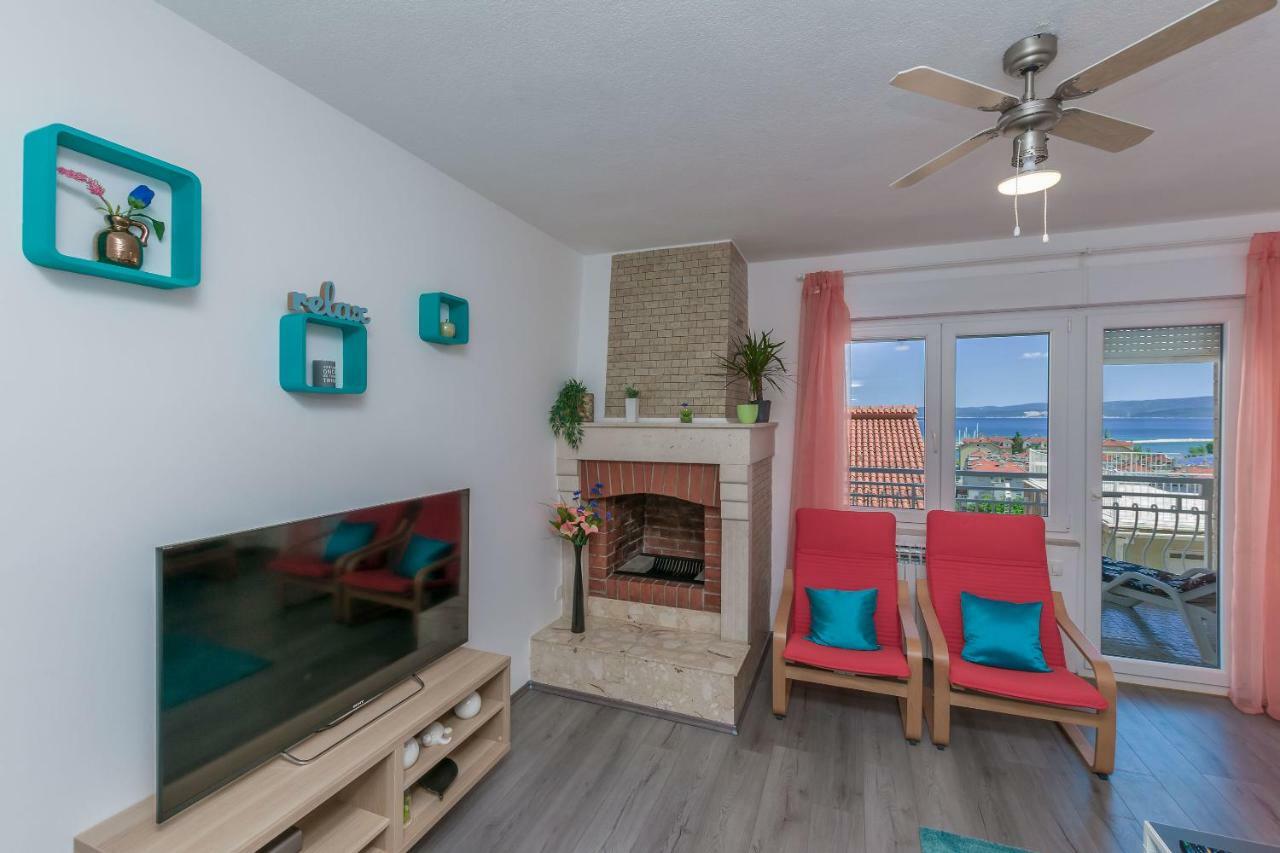 Apartment Adrian Omiš Eksteriør billede